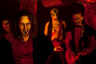 402966_326524304047538_1224440779_n