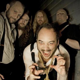 542804_10151387805528261_684498362_n